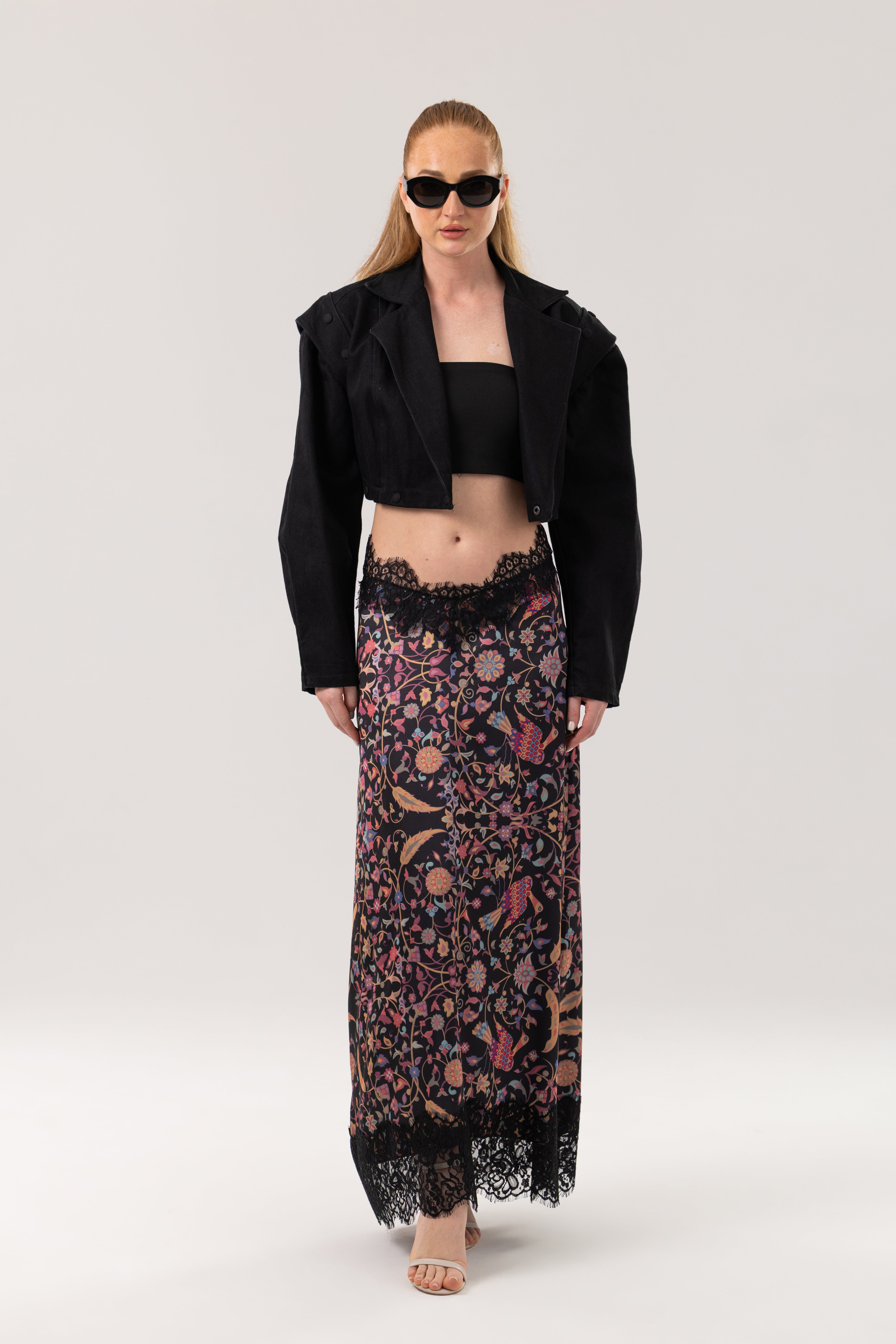 Güpürlü ipək ətək